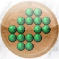 a Green Classic Wood Solitaire - Peg !