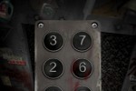 The uncle next door (iPhone/iPod)