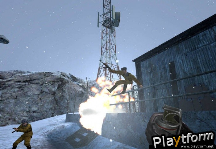 No One Lives Forever 2: A Spy in H.A.R.M.'s Way (PC)